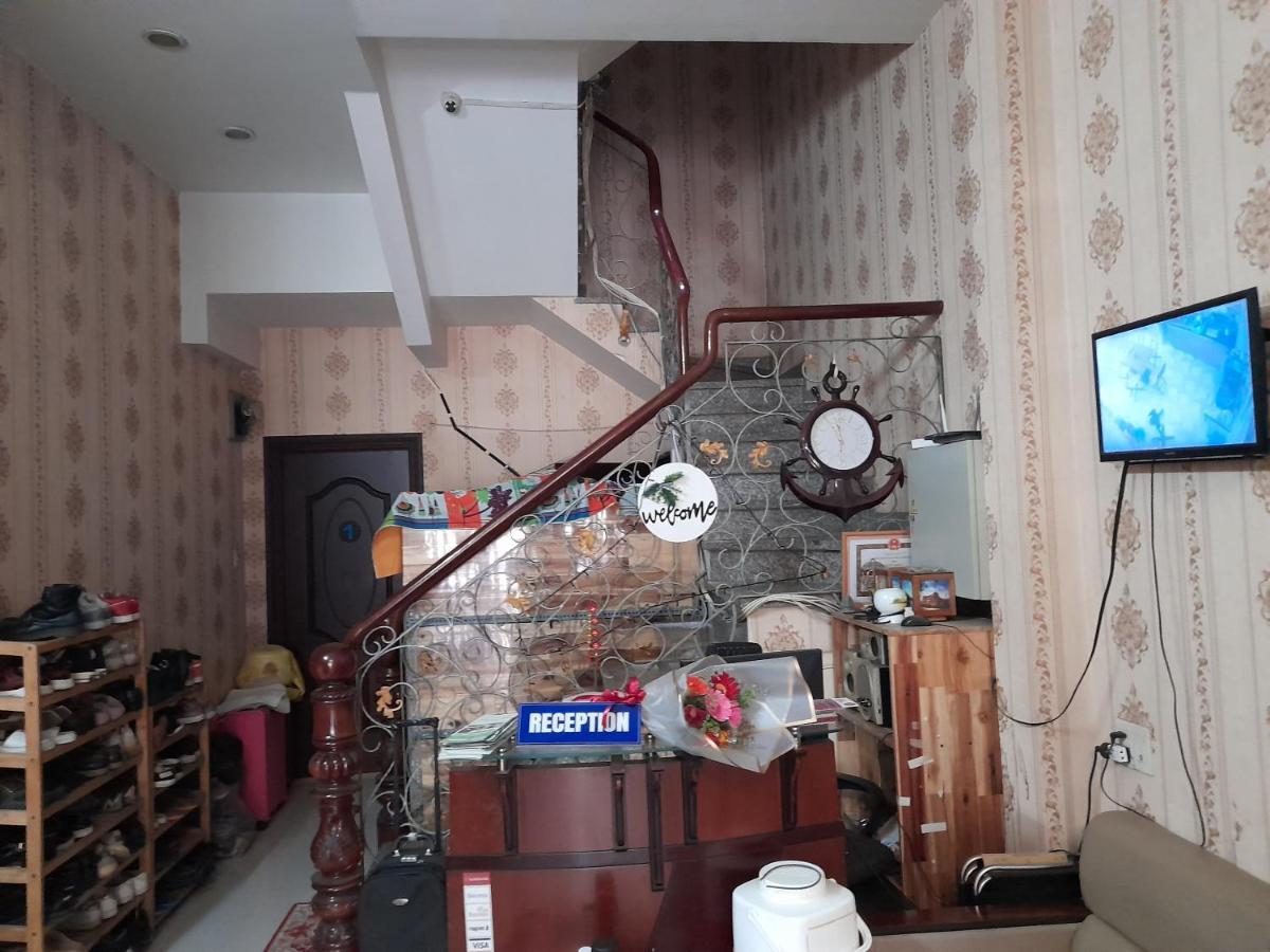 Home Away Home Hostel Хошимін Екстер'єр фото